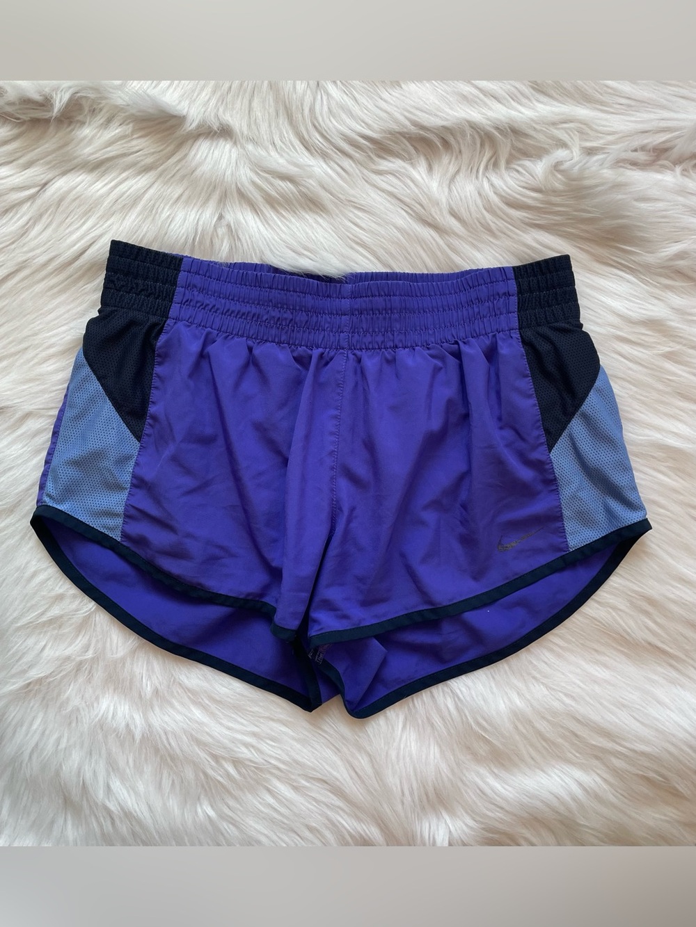 Nike dri fit athletic shorts purple blue mesh running women’s S small lined shor